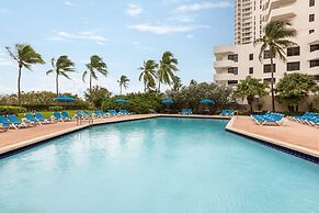 Holiday Inn Miami Beach - Oceanfront by IHG