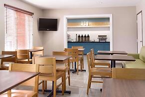 Country Inn & Suites by Radisson, Fresno North, CA