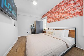 Greenview Hotel by Lowkl