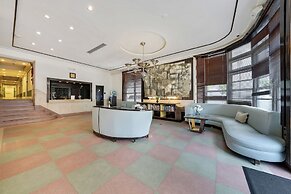 Greenview Hotel by Lowkl