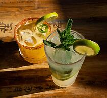 Dream South Beach, by Hyatt