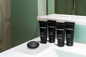 Dream South Beach, by Hyatt