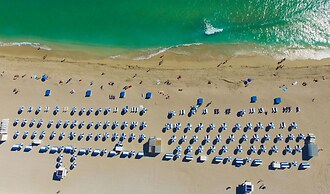 Dream South Beach, by Hyatt