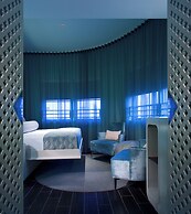Dream South Beach, by Hyatt