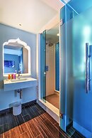 Dream South Beach, by Hyatt