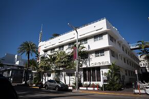 Dream South Beach, by Hyatt