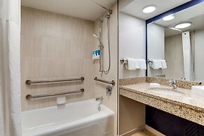 Drury Inn & Suites St. Louis St. Peters