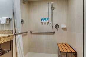Drury Inn & Suites St. Louis St. Peters