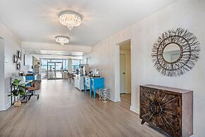 Best Western Navarre Waterfront