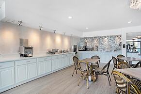 Best Western Navarre Waterfront