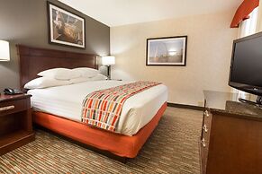 Drury Inn & Suites St. Louis Airport