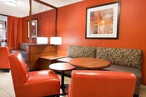 Drury Inn & Suites St. Louis Airport