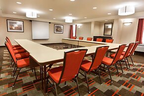 Drury Inn & Suites St. Louis Airport