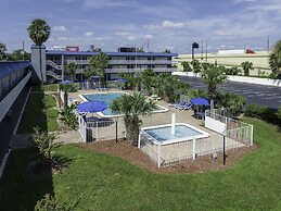 Days Inn by Wyndham Orlando Downtown