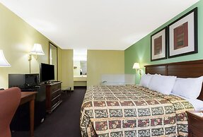 Days Inn by Wyndham Lamont/Monticello