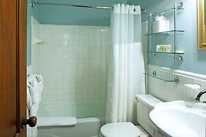 Island City House Hotel