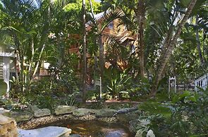 Island City House Hotel