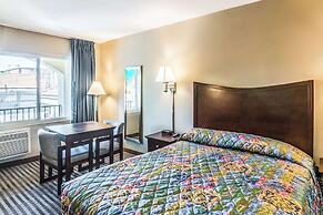 Rodeway Inn Regalodge