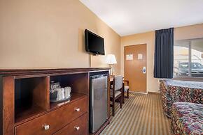 Rodeway Inn Regalodge