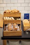 Holiday Inn Express Belfast City by IHG