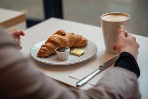 Holiday Inn Express Belfast City by IHG