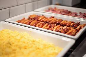 Holiday Inn Express Belfast City by IHG