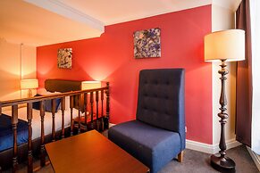 Britannia Sachas Hotel