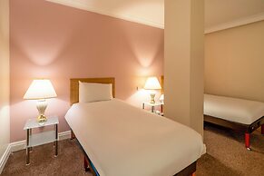 Britannia Sachas Hotel