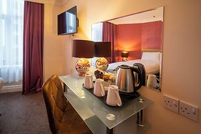 Britannia Sachas Hotel