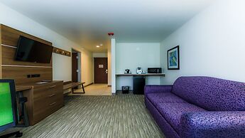 Holiday Inn Express Osage Beach - Lake Of The Ozarks by IHG