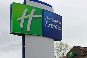 Holiday Inn Express Osage Beach - Lake Of The Ozarks by IHG