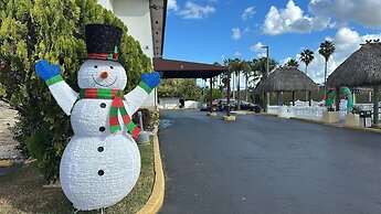 Belmont Inn & Suites