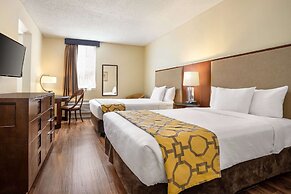 Belmont Inn & Suites