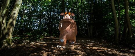 Pettifers Freehouse Hotel