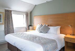 Pettifers Freehouse Hotel