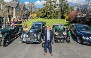 Pettifers Freehouse Hotel