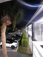 Super 8 by Wyndham Dania/Fort Lauderdale Arpt