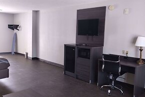 Super 8 by Wyndham Dania/Fort Lauderdale Arpt