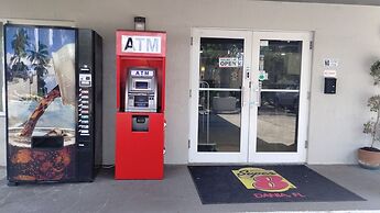 Super 8 by Wyndham Dania/Fort Lauderdale Arpt