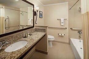 DoubleTree by Hilton Claremont