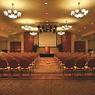 DoubleTree by Hilton Claremont