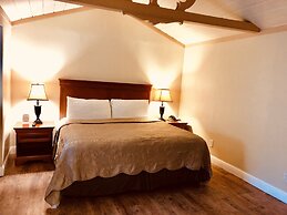 Carmel Resort Inn
