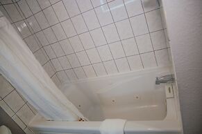 Days Inn by Wyndham Redwood City