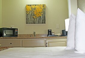 Best Western The Inn & Suites Pacific Grove