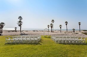 Zachari Dunes on Mandalay Beach, Curio Collection by Hilton