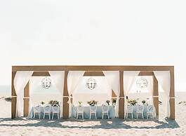 Zachari Dunes on Mandalay Beach, Curio Collection by Hilton