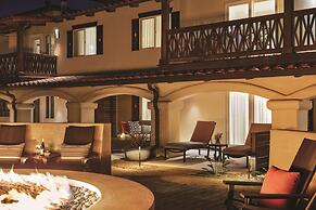 Zachari Dunes on Mandalay Beach, Curio Collection by Hilton