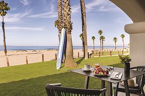 Zachari Dunes on Mandalay Beach, Curio Collection by Hilton