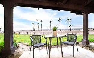 Zachari Dunes on Mandalay Beach, Curio Collection by Hilton
