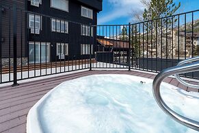 Red Wolf Lodge at Olympic Valley